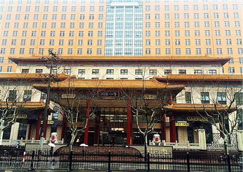 上海中山医院院长樊嘉 上海中山医院东院区综合楼启用 设置直升机停机坪