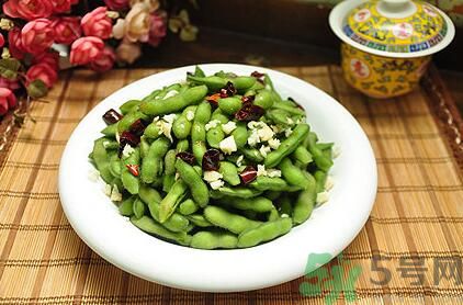 夏天吃毛豆好吗？夏天吃毛豆有什么好处？