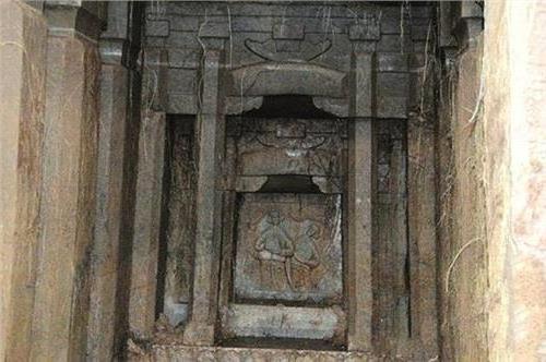 >泸州挖出两座千年古墓 明清时期曾被盗窃(图)