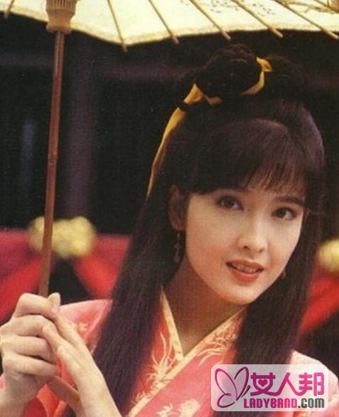 古装影视剧中的撑伞女子，林心如唐宁赵丽颖，谁最美如画？