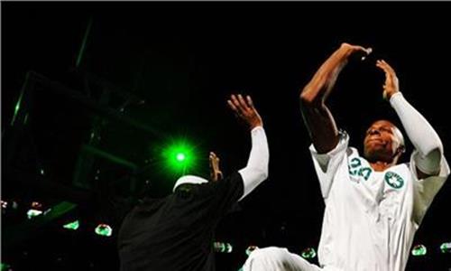雷阿伦百度 库里PK欧文雷阿伦 谁是NBA总决赛最强三分手?
