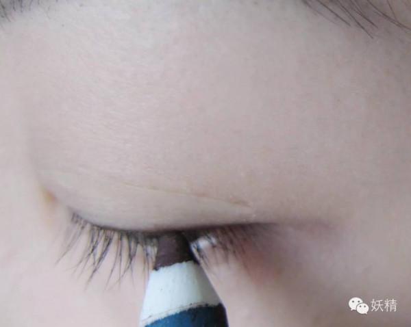 实用的五种眼线画法 眼线防晕染方法