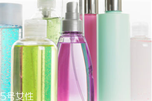 >卸妆水卸妆乳和卸妆油的区别 卸妆要彻底