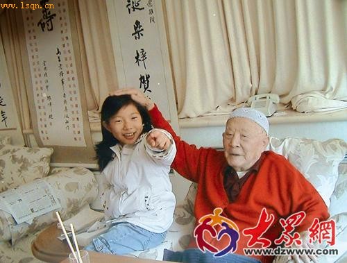 萧克去世 57位开国上将只剩104岁吕正操(图)