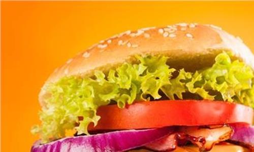 麦当劳广告 麦当劳 VS 汉堡王 餐饮巨头间的博弈!
