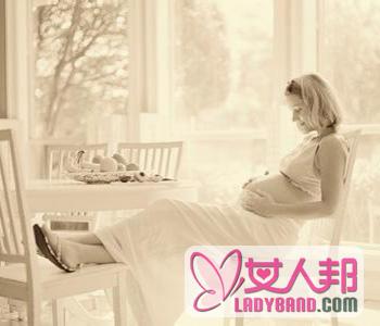 >【宫外孕早期症状】宫外孕有什么症状_宫外孕多少天有症状