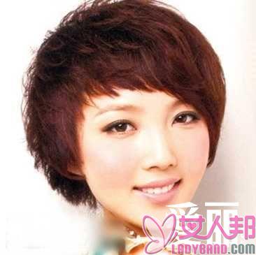 气质提升 2012年最新女生短发发型