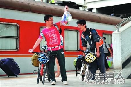 >铁路部门:乘客今起坐火车不准带自行车(图)