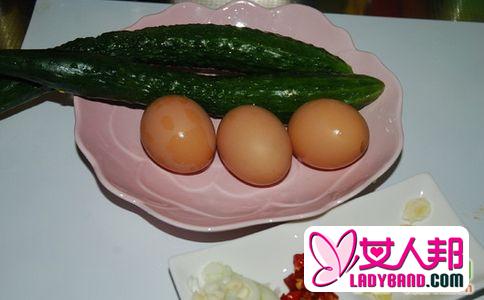 >黄瓜+鸡蛋 7天刮掉20斤肥肉