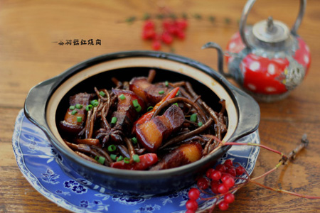 >茶树菇红烧肉制作全过程方法
