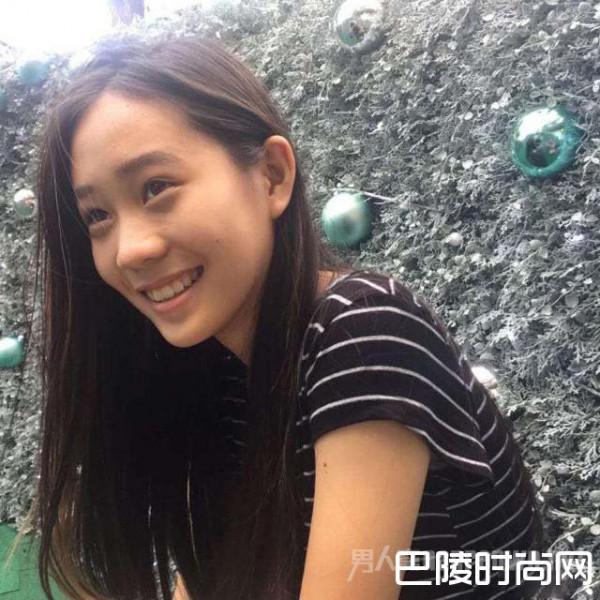 李连杰晒14岁女儿素颜出镜照 获网友称赞颜值高