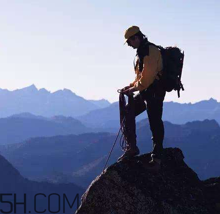 爬山带什么干粮好？夏天爬山注意事项