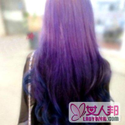 >红头发如何染紫色头发 DIY发型不容错过