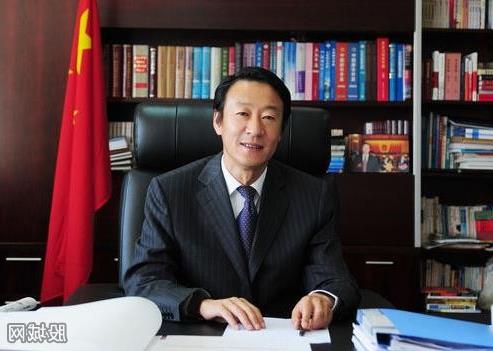 >夏立华的后台 夏立华辞去大庆市长 半年内书记市长先后下台