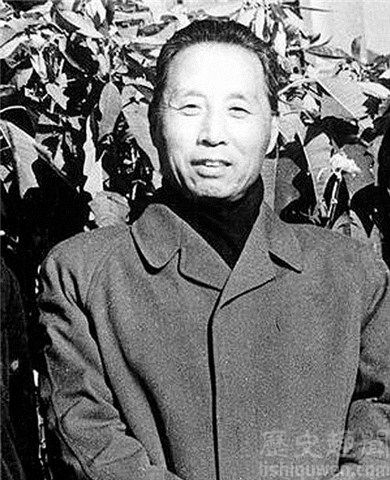 著名散文家李广田的写作生涯