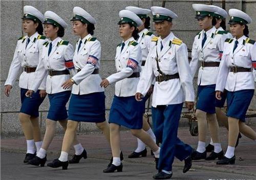 朝鲜女兵陪农民睡觉 朝鲜女兵不能穿内裤 金玉姬