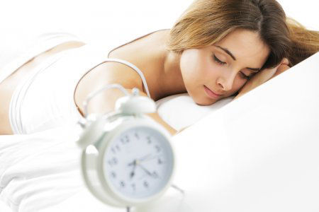 >网传&quot;达·芬奇睡眠法&quot;称一天睡1 5小时就够不靠谱