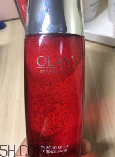 Olay新生活能水是精华水吗？什么功效？