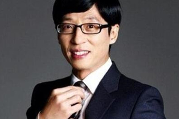 >runningman河智苑 河智苑录《running man》 刘在石摘掉眼镜引爆笑(图)