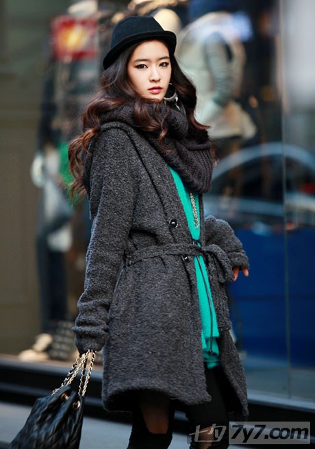 >韩国冬季流行服饰搭配 变身都市时髦轻熟女郎