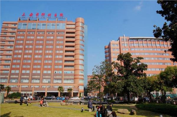 >上海肺科医院倪健 上海肺科医院3年吸引300名老外学习 年纪最大超80岁