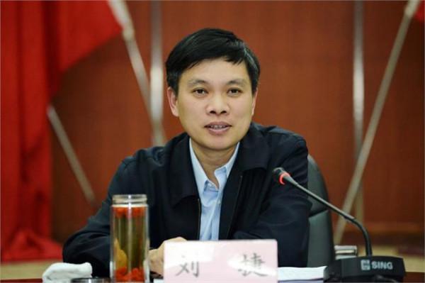 刘捷江西 刘捷:新余很多农民都在本地就业 城镇化率排江西第二