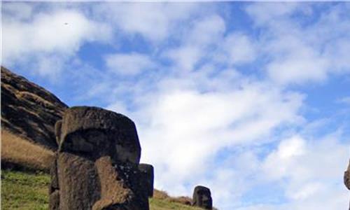 复活节岛旅行 世界上最神秘的景点 复活节岛的摩艾石像