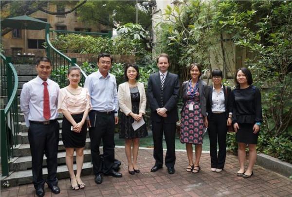 广西柳州市长肖文荪 肖文荪市长会见英国驻广州总领事馆总领事