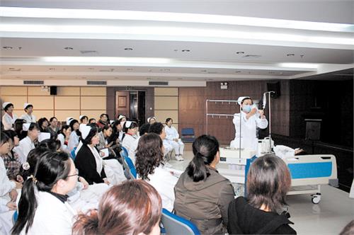 南开区孟庆国 天津南开区卫生局开展“我的青春我的梦”演讲