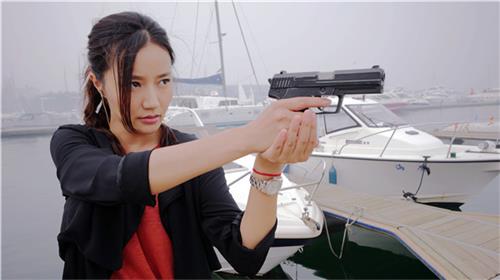 韩雨芹身高 《浮出水面》杀青 韩雨芹变身高冷女神探