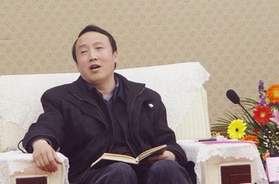 刘希平和男宠 刘希平代表访谈:积极促进教育的科学和谐发展