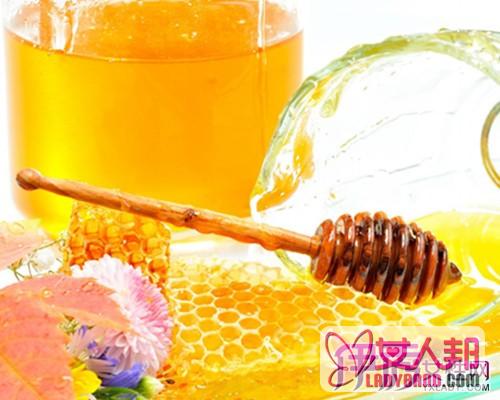 长期喝蜂蜜水有什么好处和坏处呢？ 告诉你正确的饮用方法