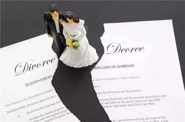 >李亚丽离婚案件 现在的离婚案件当中 却是妻子休丈夫的多 ”女方提出离婚请求的占70%