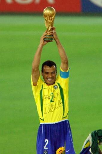 >[德国2006]02往事:巴西与中国比赛结束后卡洛斯不肯跟谁换球衣啊?