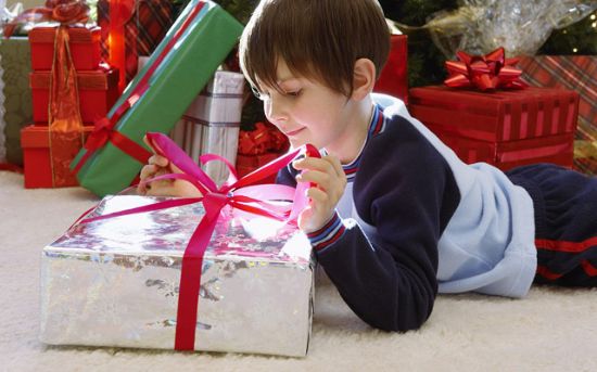 >圣诞节送什么礼物给孩子比较好