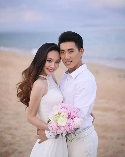 滕海滨婚礼 滕海滨张楠结婚照 两人9月7日北京举行婚礼滕海滨正式宣布退役