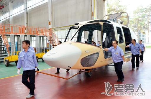 中法合作直15 (AC352)直升机机体交付总装