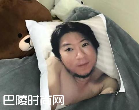 >高晓松裸照制成抱枕 晒个人账单一年竟花54万