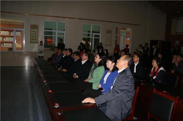 内蒙古张太平 内蒙古党委宣传部张太平副部长莅临内蒙古师大作讲座