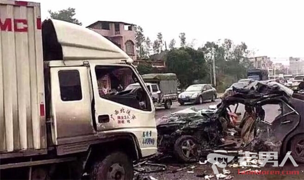 广西玉林发生重大交通事故 致2人死亡3人受伤