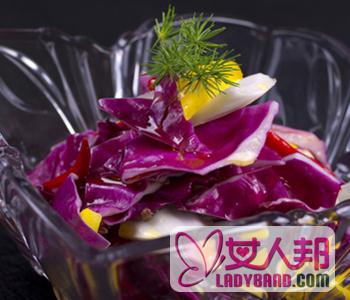 >【紫甘蓝炒虾皮】紫甘蓝炒虾皮的做法_紫甘蓝炒虾皮的营养价值