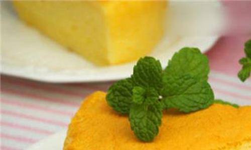 海绵蛋糕制作原理 海绵蛋糕的制作原理分享 来自哈尔滨王森学校