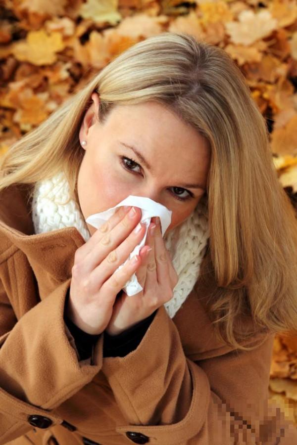 鼻子不通气是什么原因 找出病因才能够让鼻腔变得顺畅起来