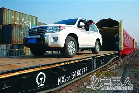 上海铁路局首开黄山自驾游汽车运输列车