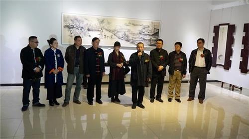 王磊副主编 王磊教授担任副主编的《中国古代道德生活史》出版座谈会在京举行