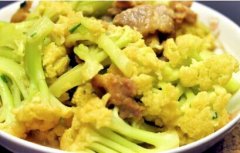 >炒花菜怎么做好吃 花菜炒肉材料和做法