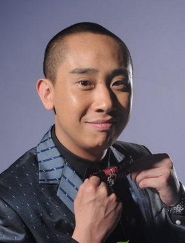白凯南,1981年出生于北京市,酷口相声王子师承冯巩 ,毕业于中国歌舞团