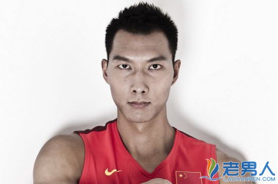 中国男篮奥运太太团齐聚 天使脸蛋魔鬼身材