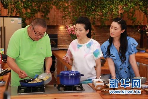 方晓鸽蒋林珊 蒋林珊方子哥 方子哥、蒋琳珊携“传家菜”前来踢馆