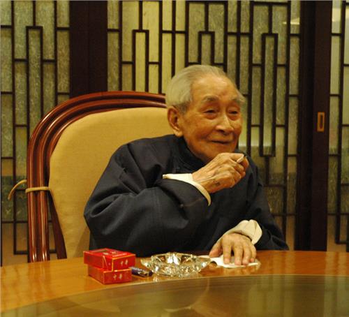 95岁国学大师南怀瑾仙逝